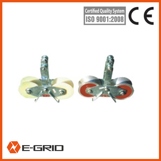 Crossarm mounted tri-roller stringing block china
